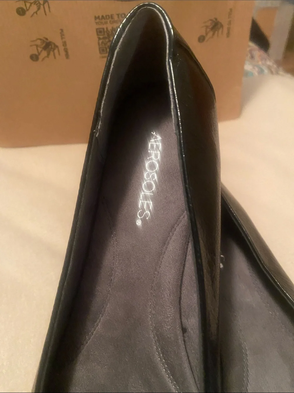 AEROSOLES Black Leather Slip-On Loafers